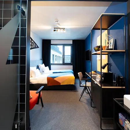 The Social Hub Berlin Alexanderplatz Hotel Exterior photo